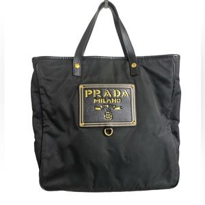 PRADA
Tessuto Nylon Oro Tote Nero Black